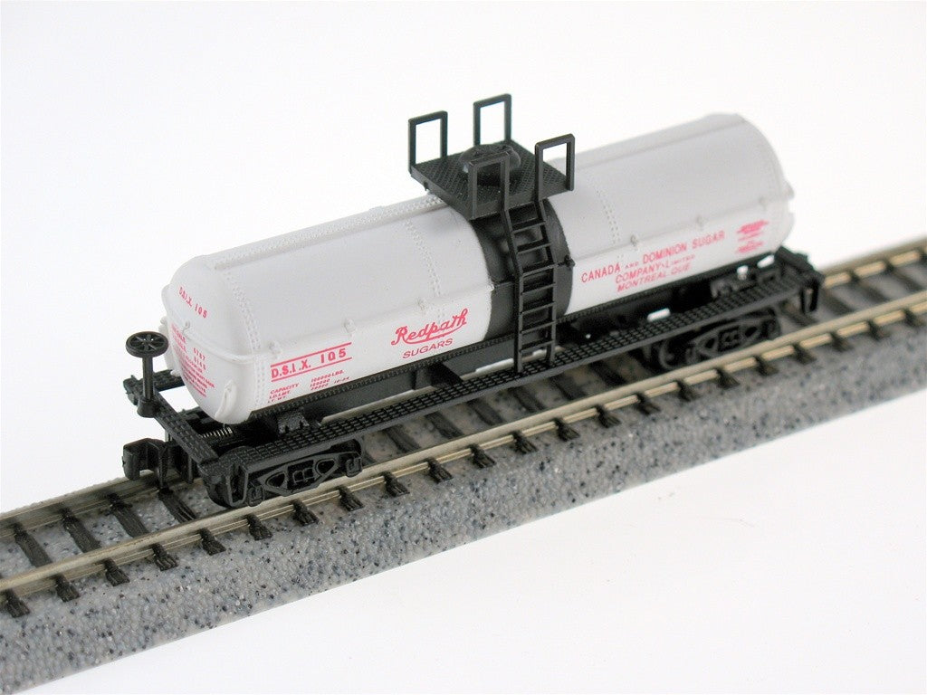 Model Power 83761 Model Power 490-83761  Dominion Sugar 40' Chemical Tank Car