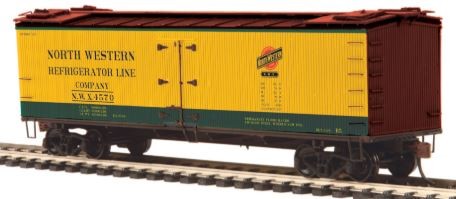 MTH 81-94021 HO Scale Chicago Northwestern R40-2 Woodsided Reefer