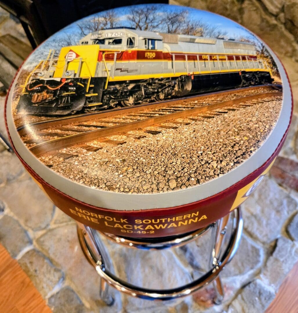 RMT by Design R-047-39 Norfolk Southern Erie Lackawanna Heritage #1700 Bar Stool