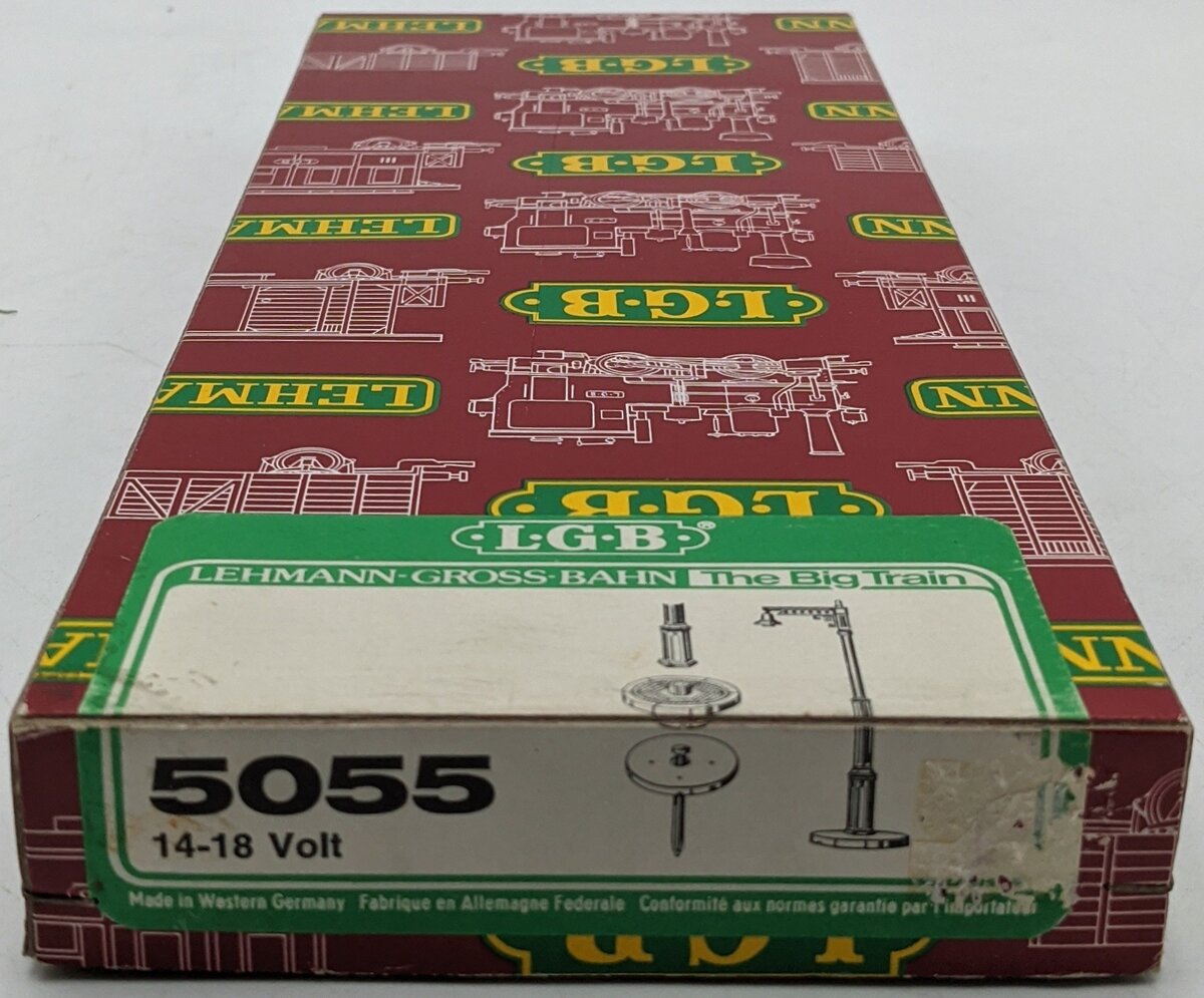 LGB 5055 G Scale 14-18 Volt Lighted Lamppost