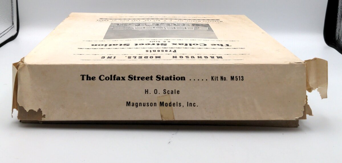 Magnuson Models M513 HO Scale The Colfax Street Station Building Kit