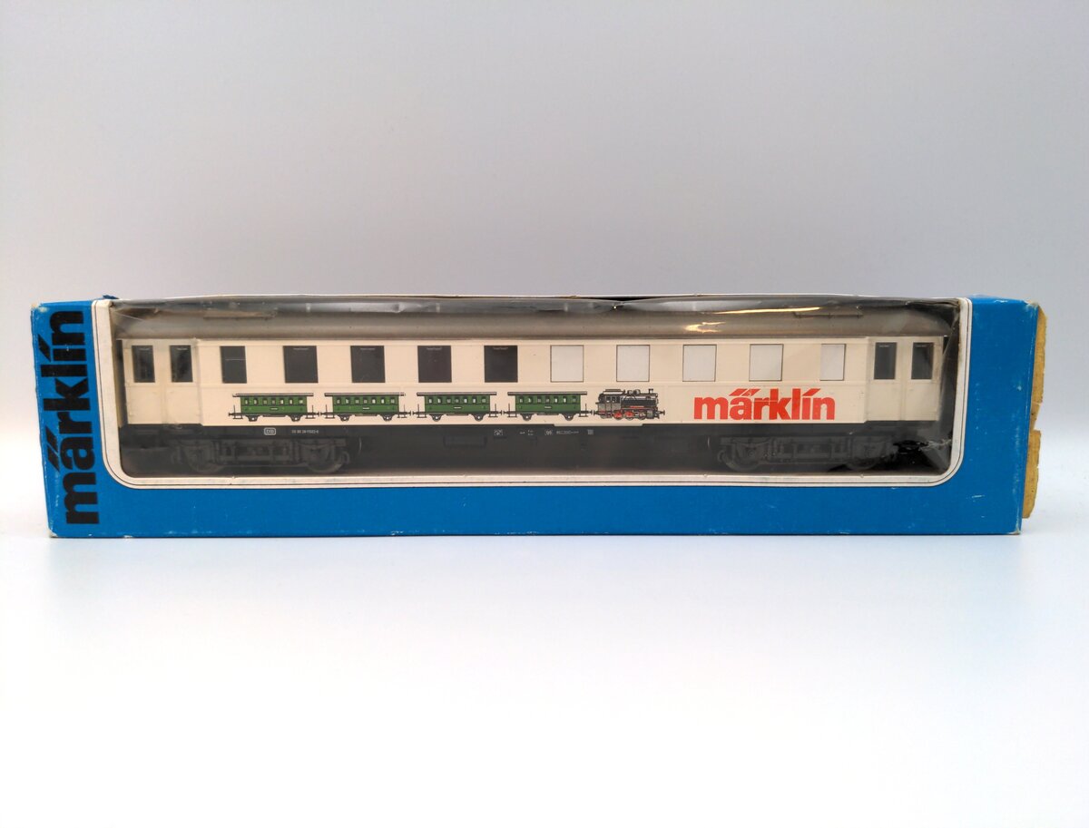 Marklin 4122 HO Scale Commemorative Exhibition Coach Car