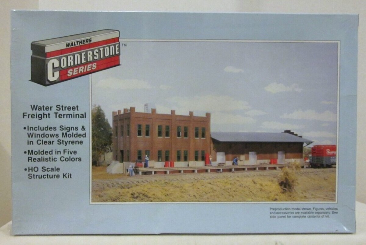 Walthers 933-3009 HO Water Street Freight Terminal Building Kit