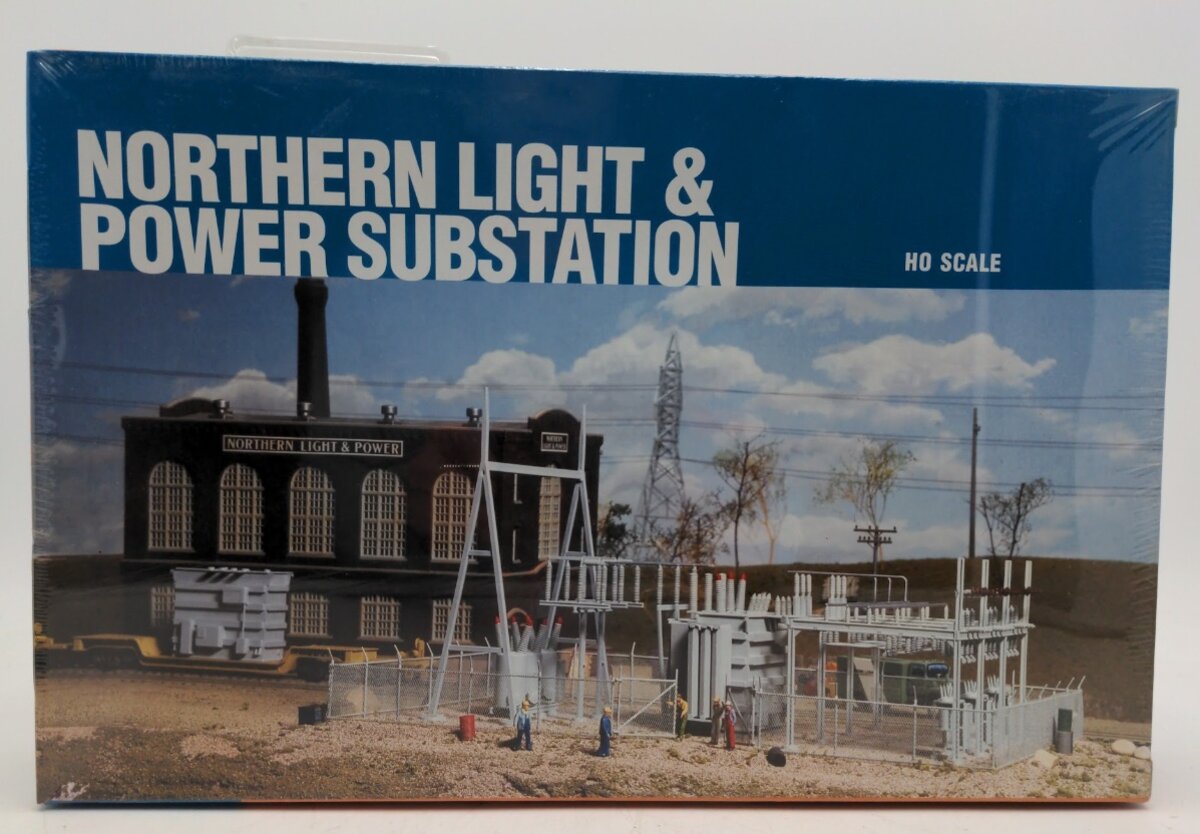 Walthers 933-3025 HO Scale CornerStone Northern Light & Power Substation Kit