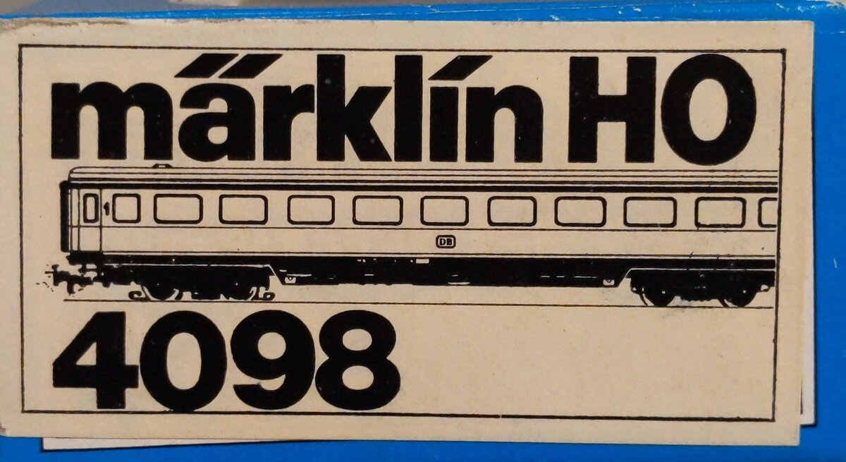 Marklin 4098 HO 1st Class DB Avmz Passenger Car #:61 80 19-90 016-5