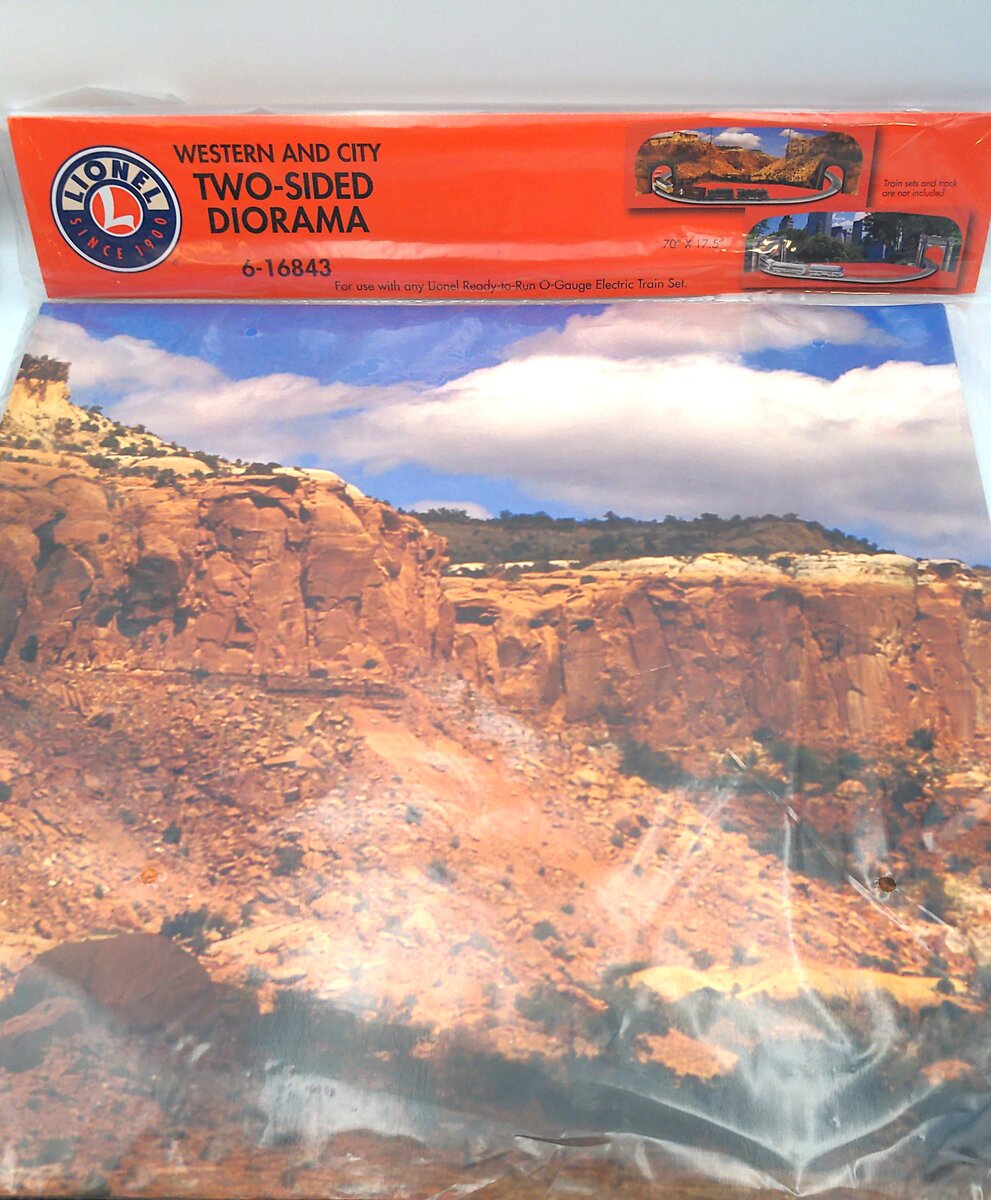 Lionel 6-16843 O Western and City Two Sided Diorama