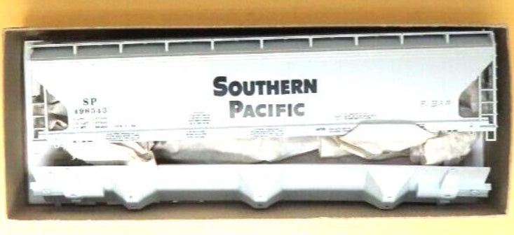 Accurail 2008 HO Souther Pacific ACF 3-Bay Covered Hopper Kit