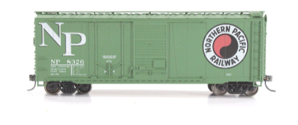 Accurail 3803 HO Northern Pacific 40' Combo Door Boxcar # 8326 Kit
