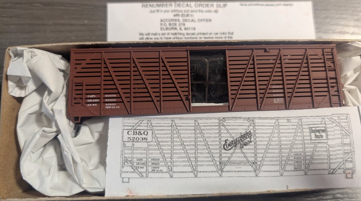 Accurail 4723 HO Scale CB&Q 40' Wood Stock Car #52038 Kit