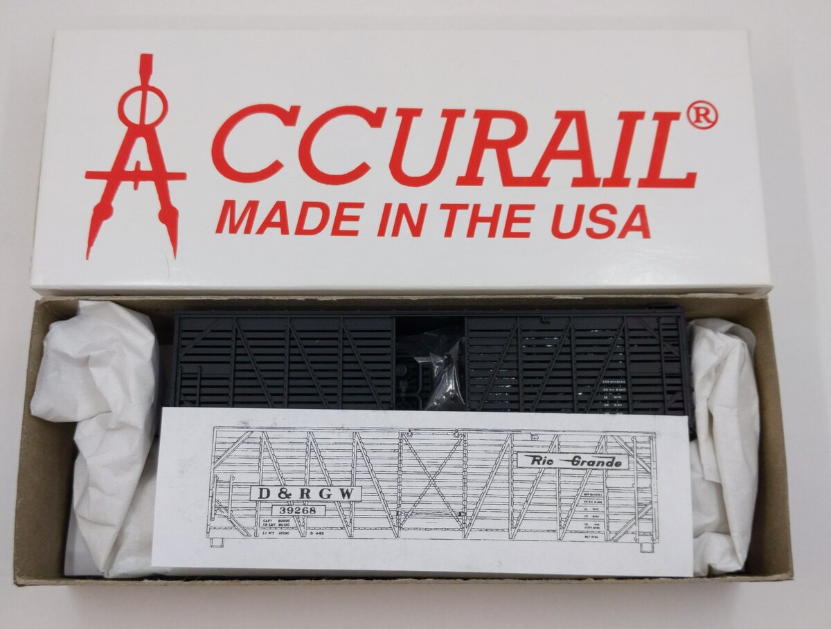 Accurail 4774 Stock Train D and RGW 40' Wood Stock Car Kit #39268