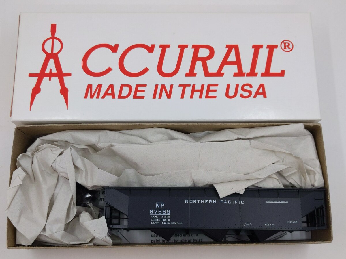 Accurail 7521 HO Scale Northern Pacific AAR Triple Hopper Kit - Road#: 87569