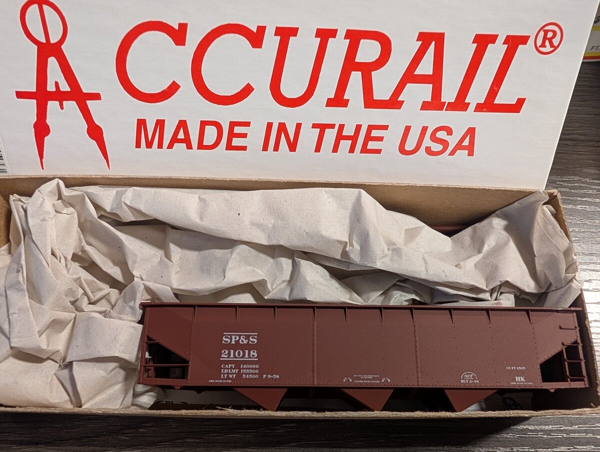 Accurail 7522 HO SP&S AAR Triple Hopper #21018 Kit