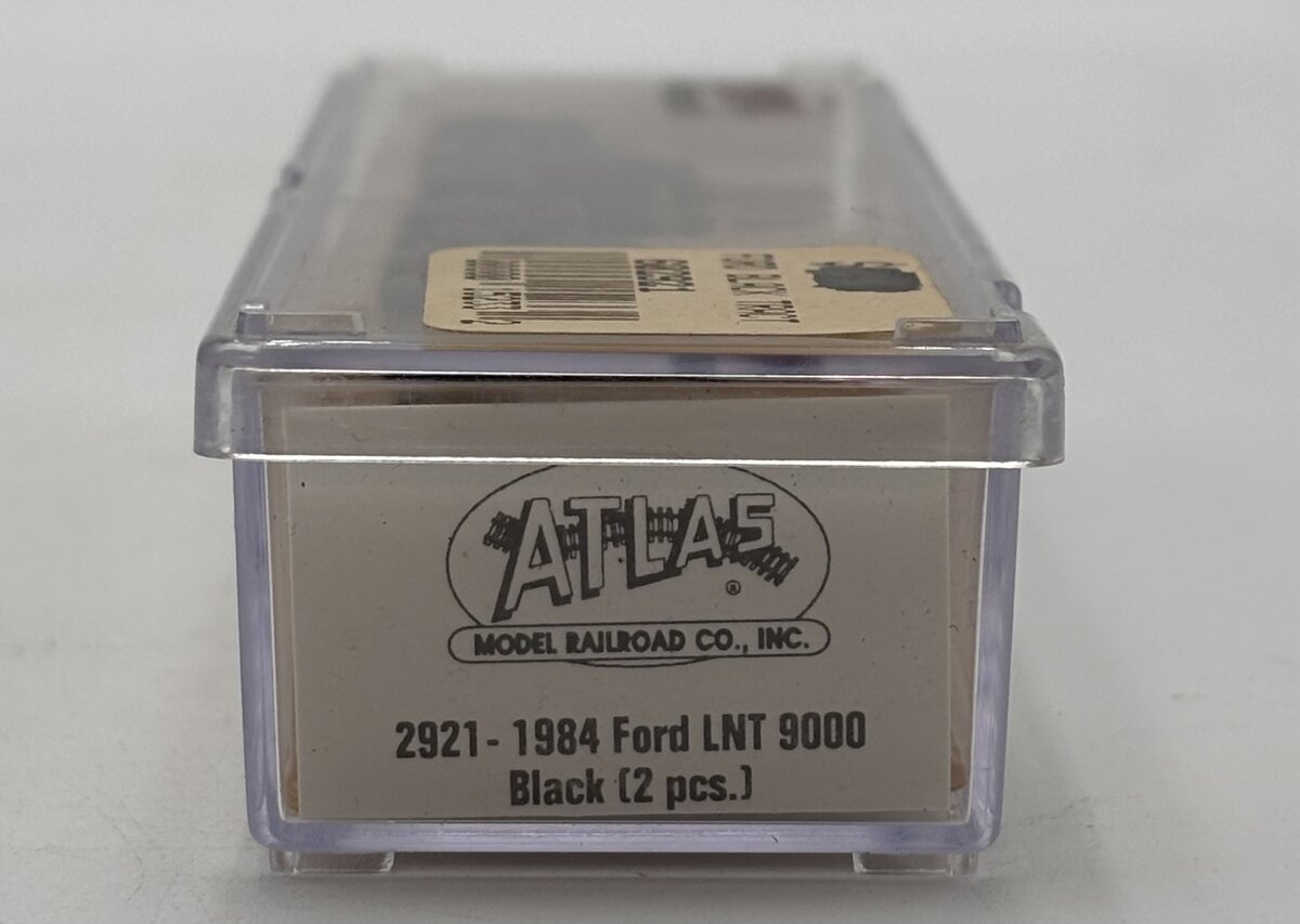Atlas 2921 N Black 1984 Ford LNT 9000 Truck Tractor (Pack of 2)