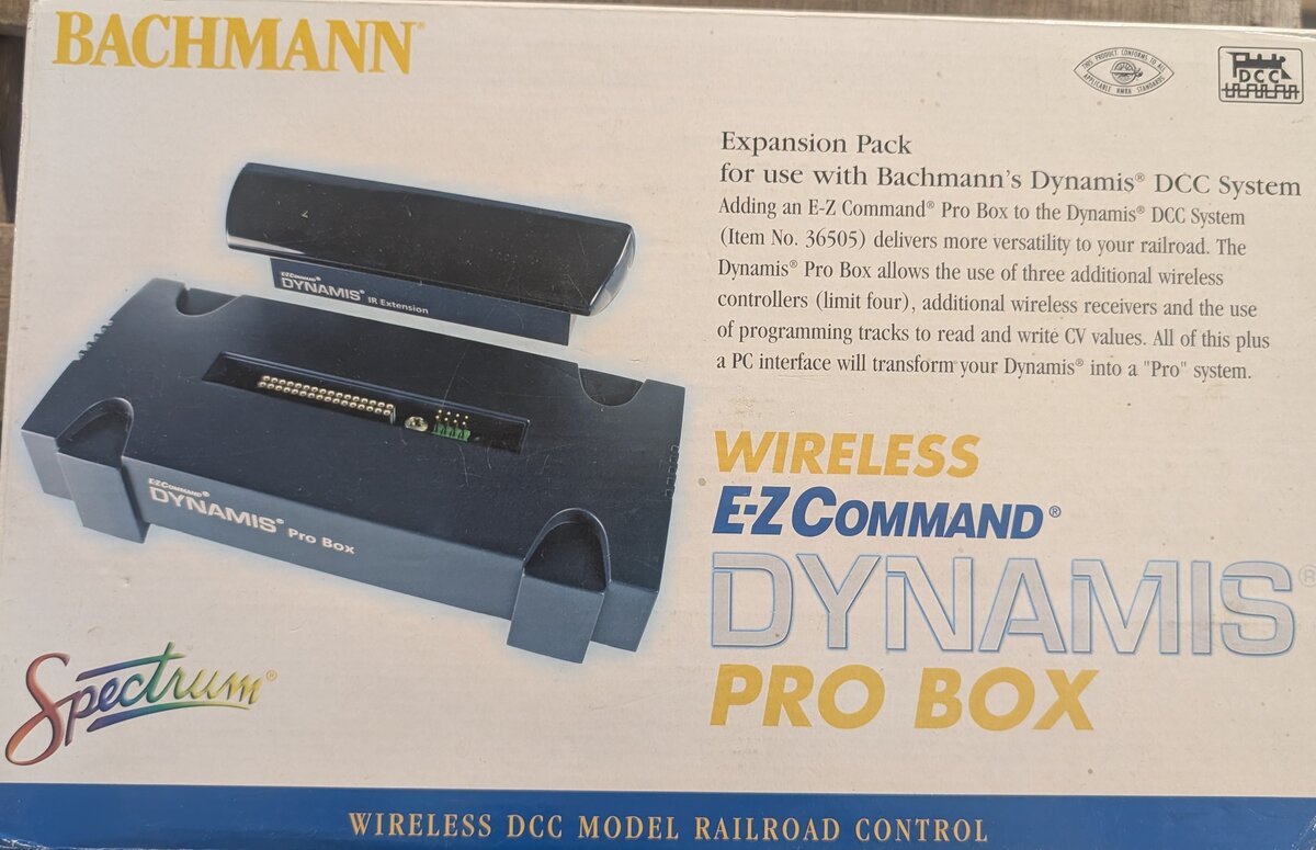 Bachmann 36508 E-Z Command Dynamis Pro Box Wireless DCC System
