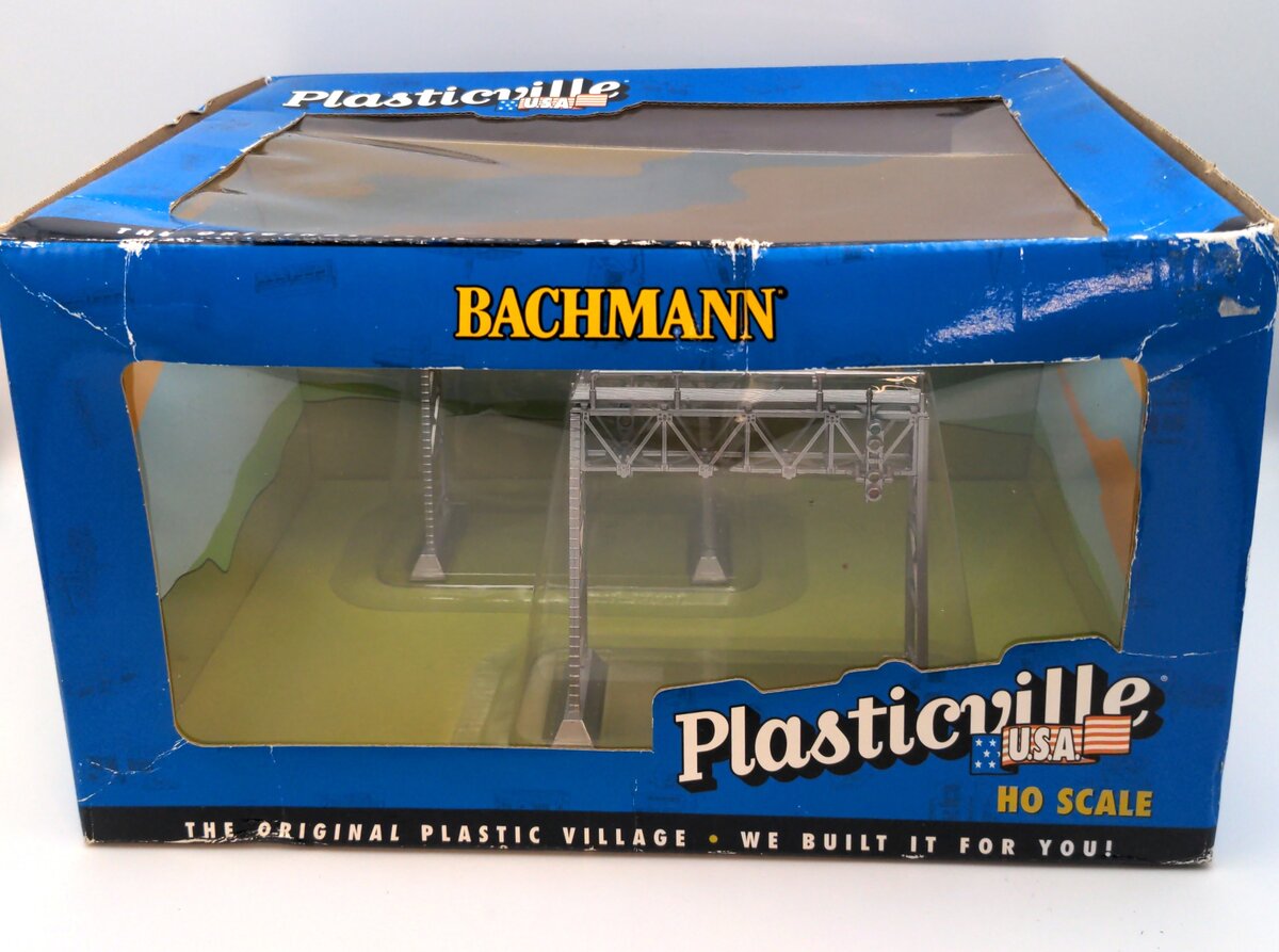 Bachmann 45001 HO Signal Bridge Built Up (Box of 2)