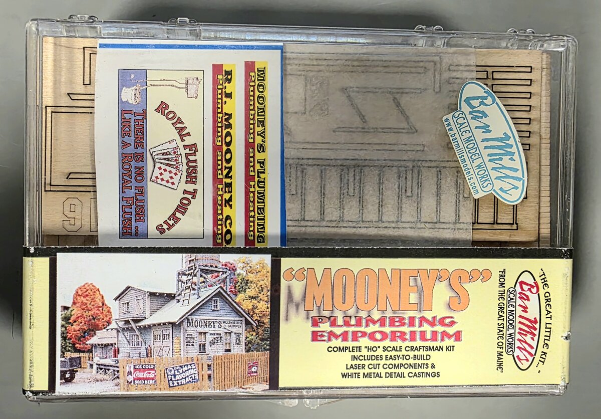 Bar Mills 0822 HO Mooney's Plumbing Emporium Building Kit