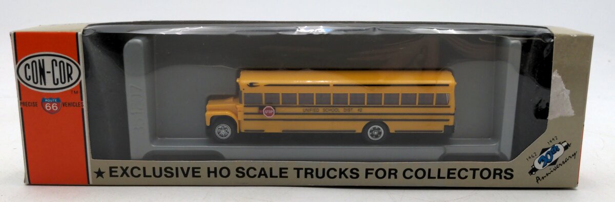 Con-Cor 0004-001037 HO Scale School Bus Unified #2