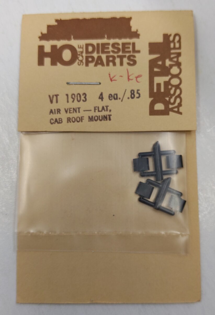 Detail Associates 1903 HO Flat Air Vents Roof Mount (Pack of 4)