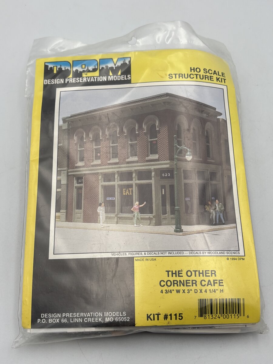 DPM 11500 HO The Other Corner Café Building Kit