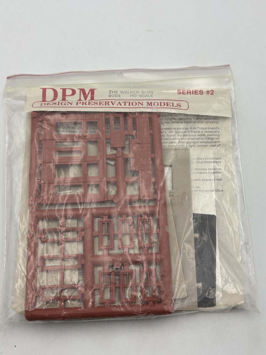 DPM 20400 HO Scale Walker 3