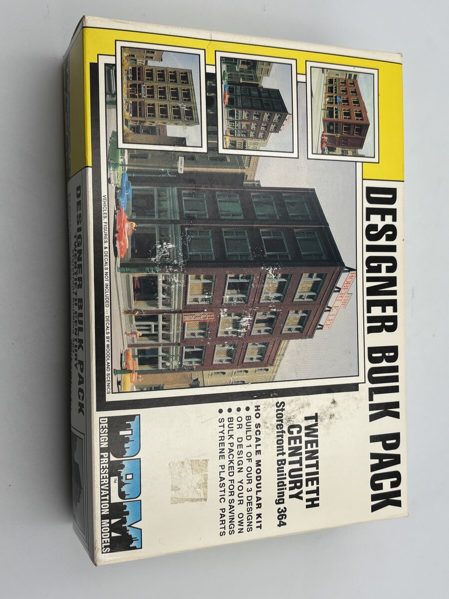 DPM 36400 HO Scale  20th Century Storefront Building Kit