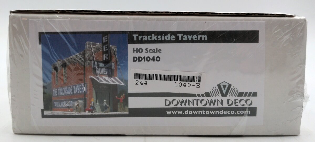 Downtown Deco 1040 The Trackside Tavern Building Kit