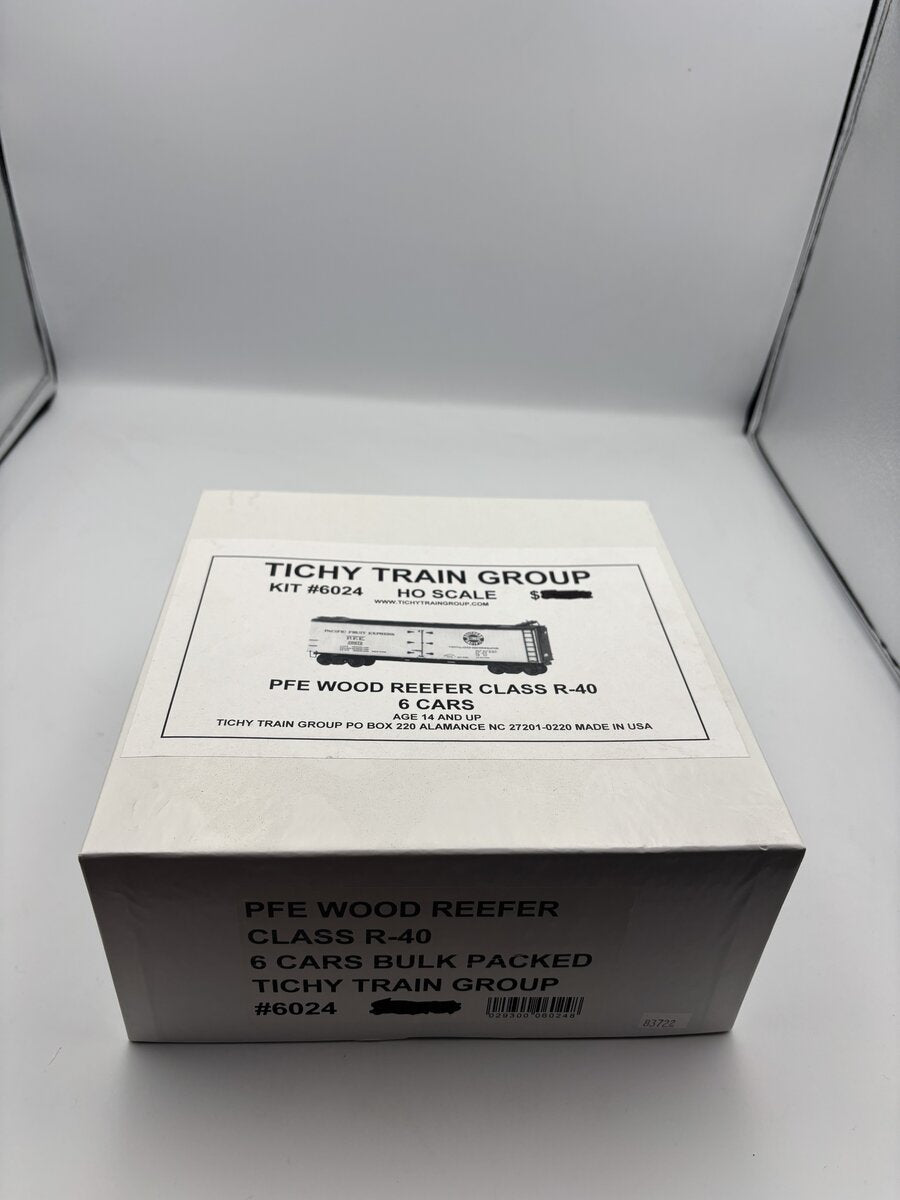 Tichy 6024 HO PFE Class 40' R-40 Double Sheathed Wood Reefer (Set of 6)