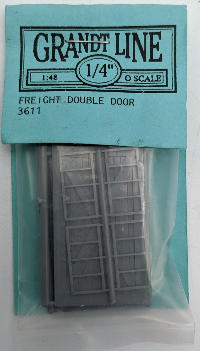 Grandt Line 3611 O 4’9 Freight Double Doors with Windows (Pack of 2)