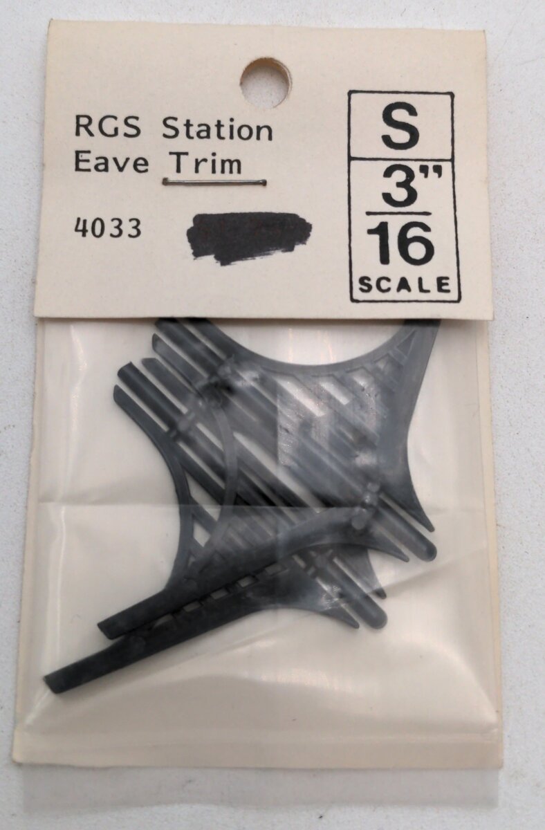 Grandt Line 4033 S 1-1/8" x 1- 9/16" RGS Style Eave Trim - Ophir (Pack of 4)