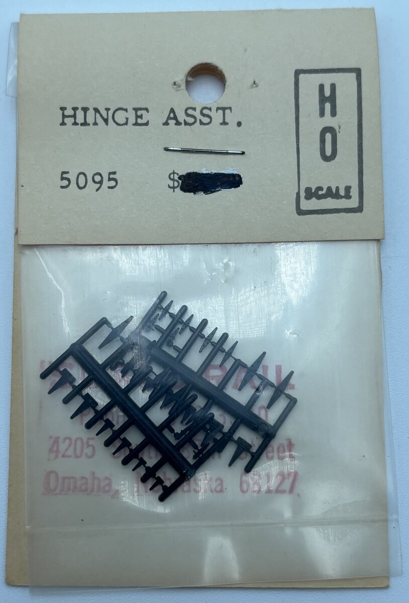 Grandt Line 5095 HO Scale Plastic Hinge Assortment (Pack of 2)