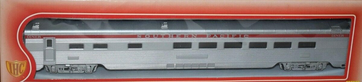 IHC 47952 HO Southern Pacific Corrugated Side Diner Car