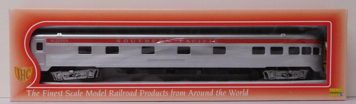 IHC 47953 HO Southern Pacific Corrugated Side Observation/Sleeper Car