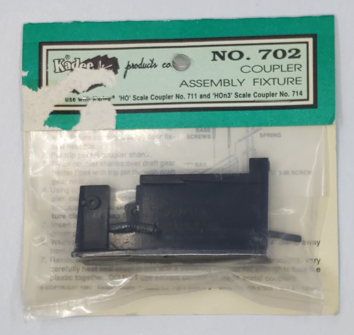 Kadee 702 HO/HOn3 Coupler Assembly Fixture For #711-714 Couplers