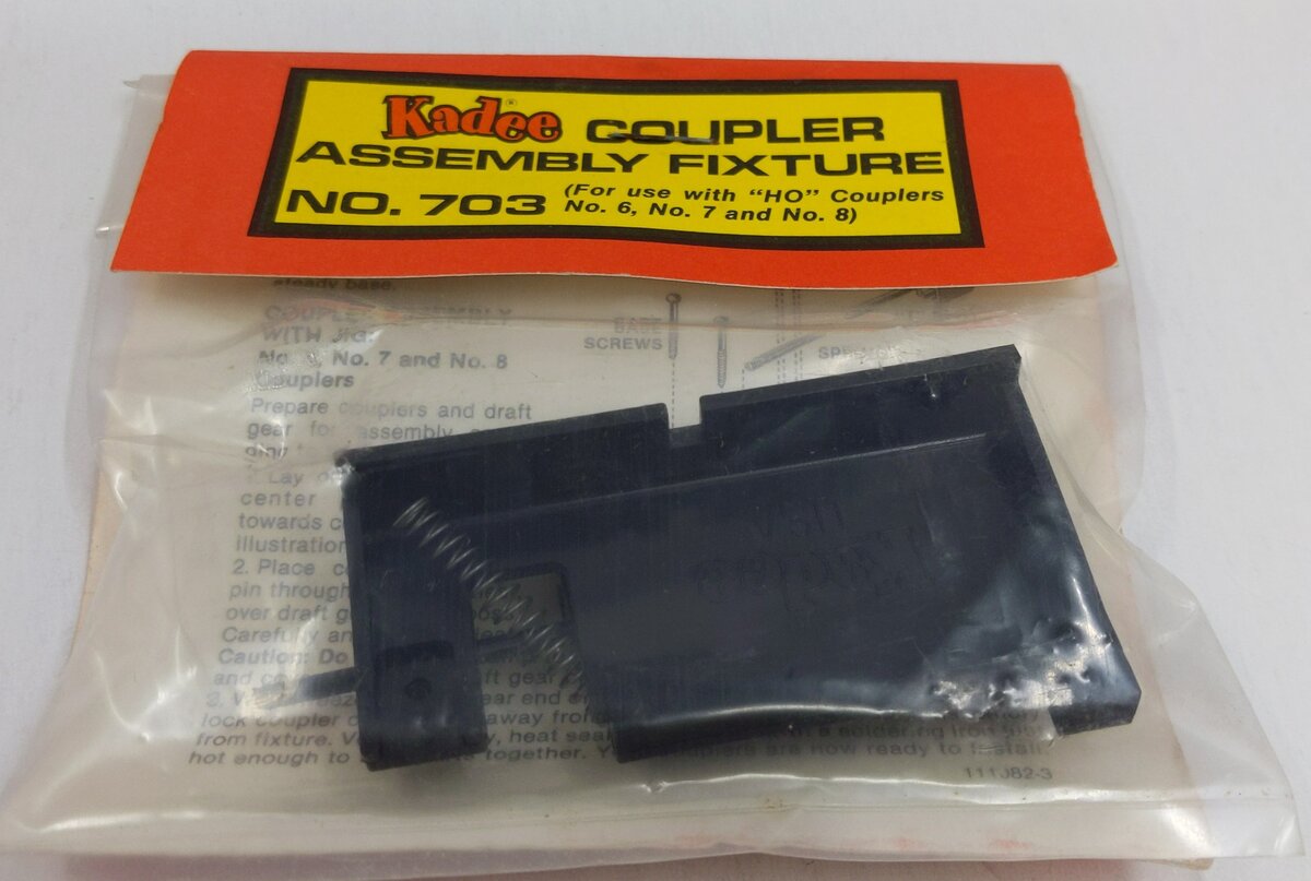 Kadee 703 HO Scale Plastic Coupler Assembly Fixture For #6, 7 & 8 Couplers
