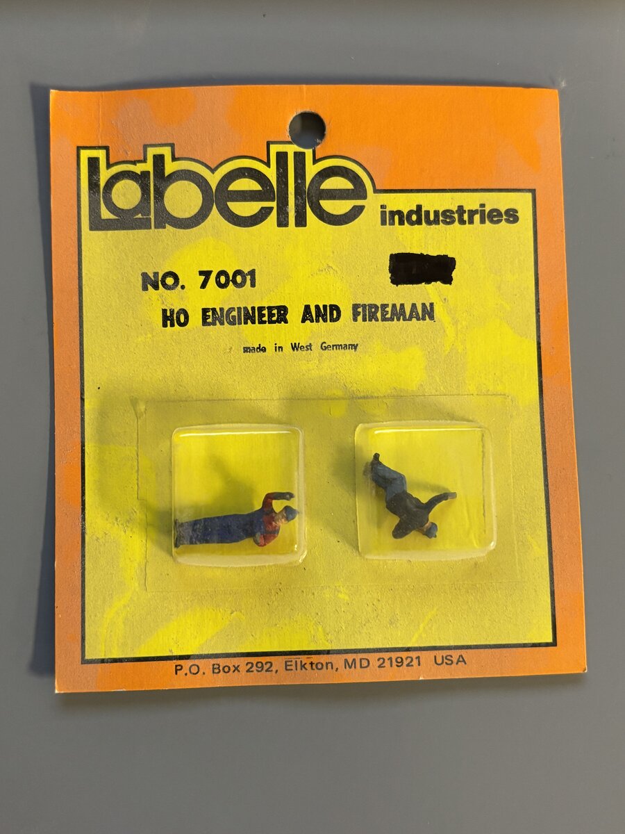 LaBelle 7001 HO Scale 1-Engineer & 1-Fireman Set # 1