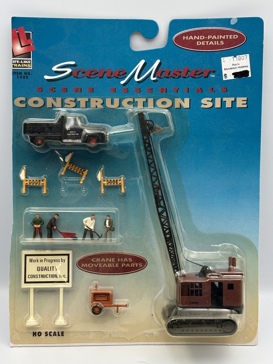 Life Like 1322 HO Scene Master Construction Site Hand Painted Details