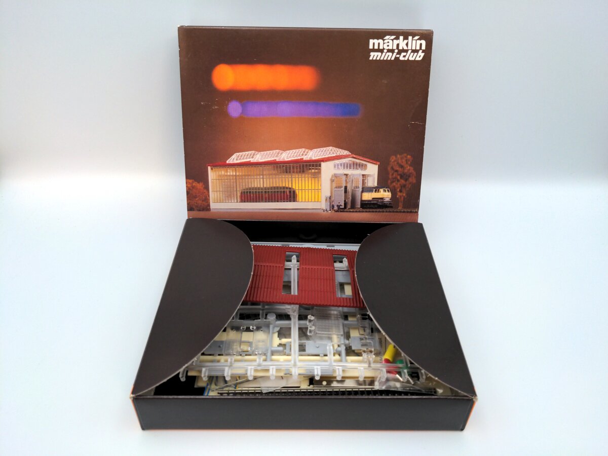 Z Maquette Hangar Marklin Train Electrique 8971 - FR