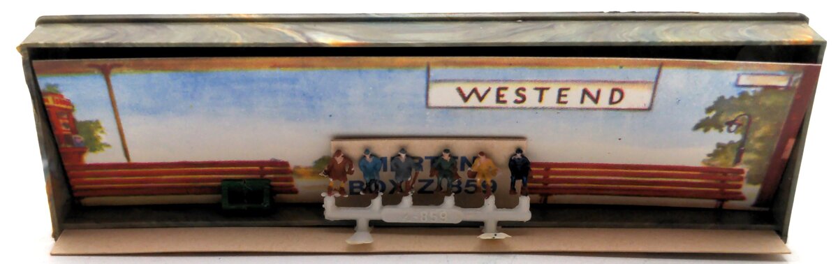 Merten 859 Z Scale Travelers Sitting Men Figures (Set of 6)