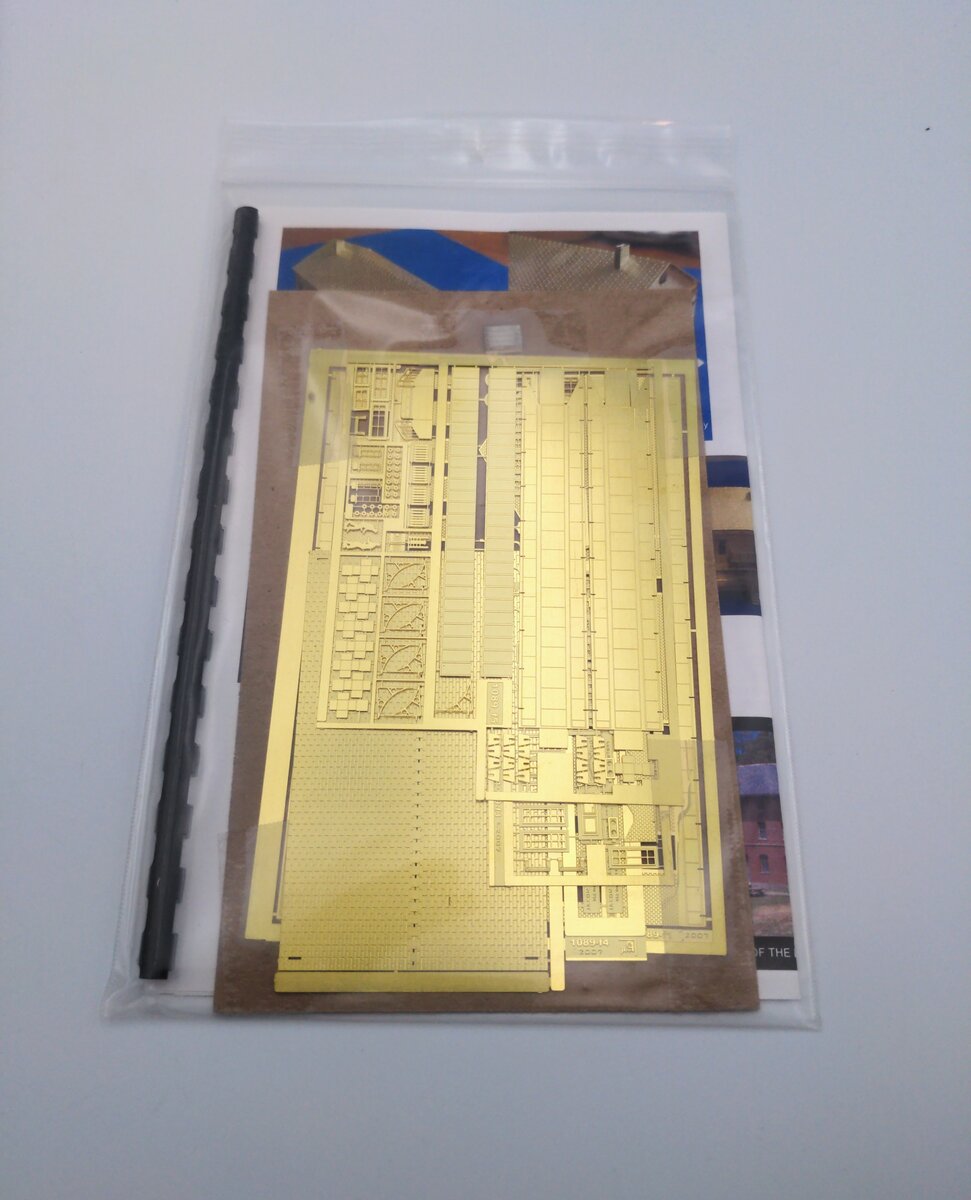 Micron Art 1089 Z Jaxon Bean Mercantile & Mississippi Whiskey Brass Building Kit