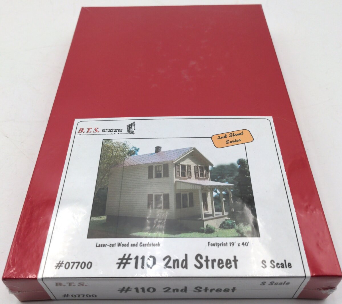 B.T.S. 7700 S Scale #110 2nd Streeet House Building Kit