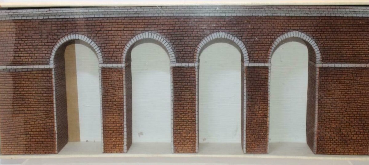 Isle Laboratories 827 Mountains in Minutes Multi Scale Viaduct Built Up