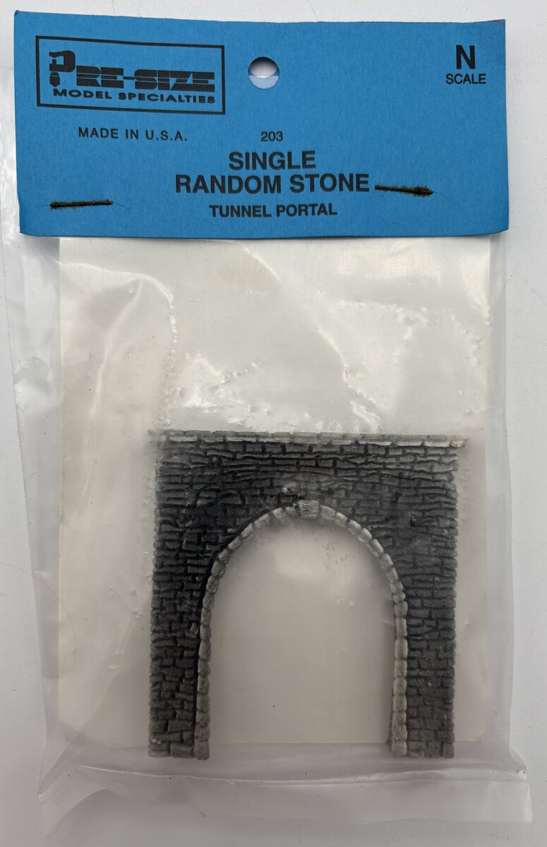 Pre-Size 203 N Single Random Stone Track Tunnel Portal