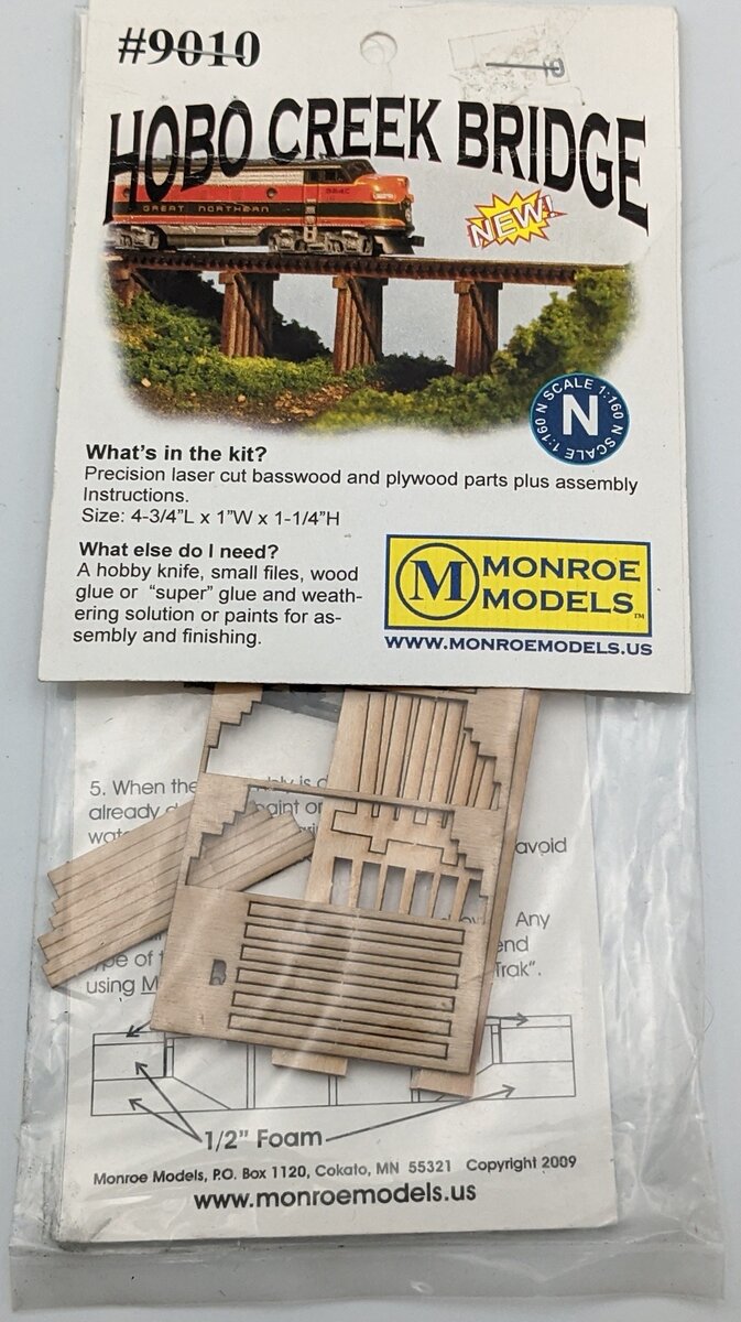Monroe Models 9010 N Hobo Creek Bridge