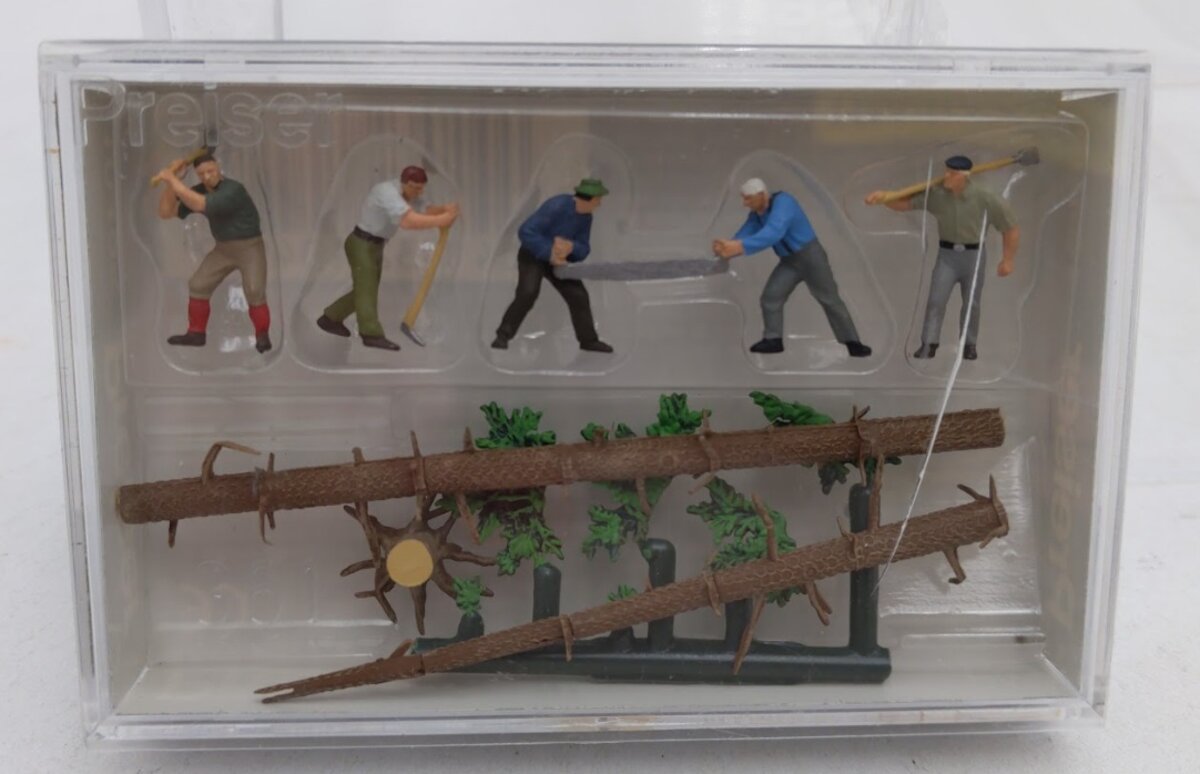 Preiser 10495 HO Lumberjacks Figures with Logs (Set of 5)