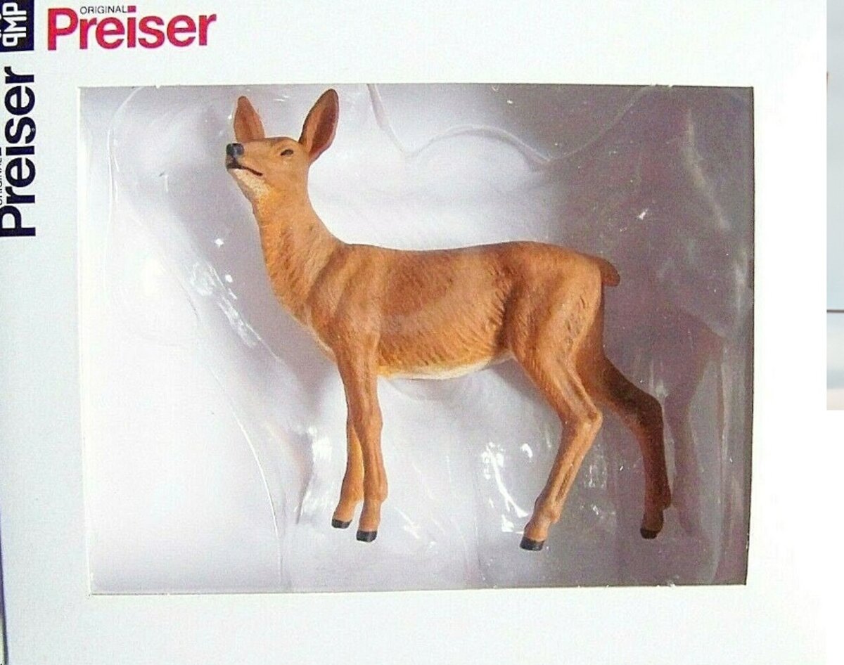 Preiser 47702 G Animals Standing Cow Elk Figure