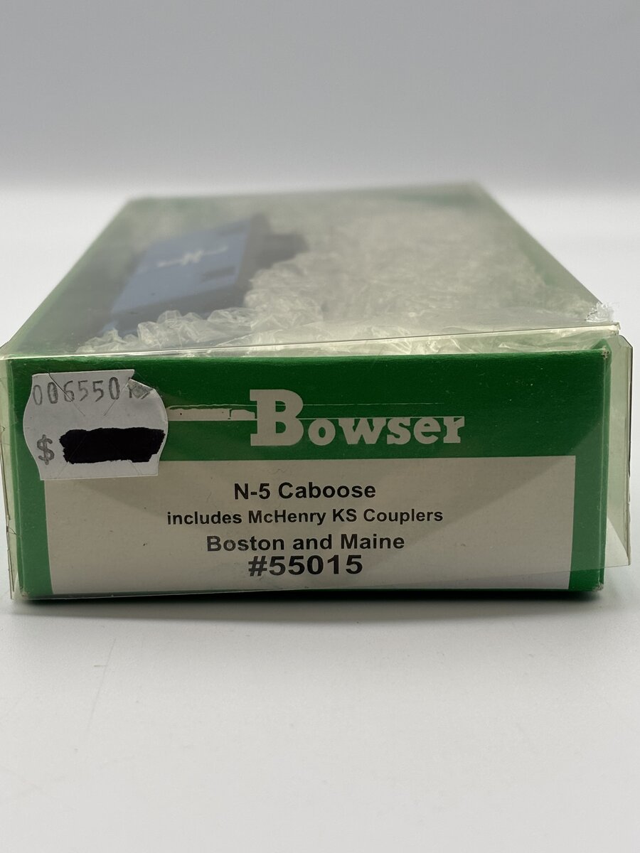 Bowser 55015 HO Scale N-5 Caboose Boston & Maine Kit