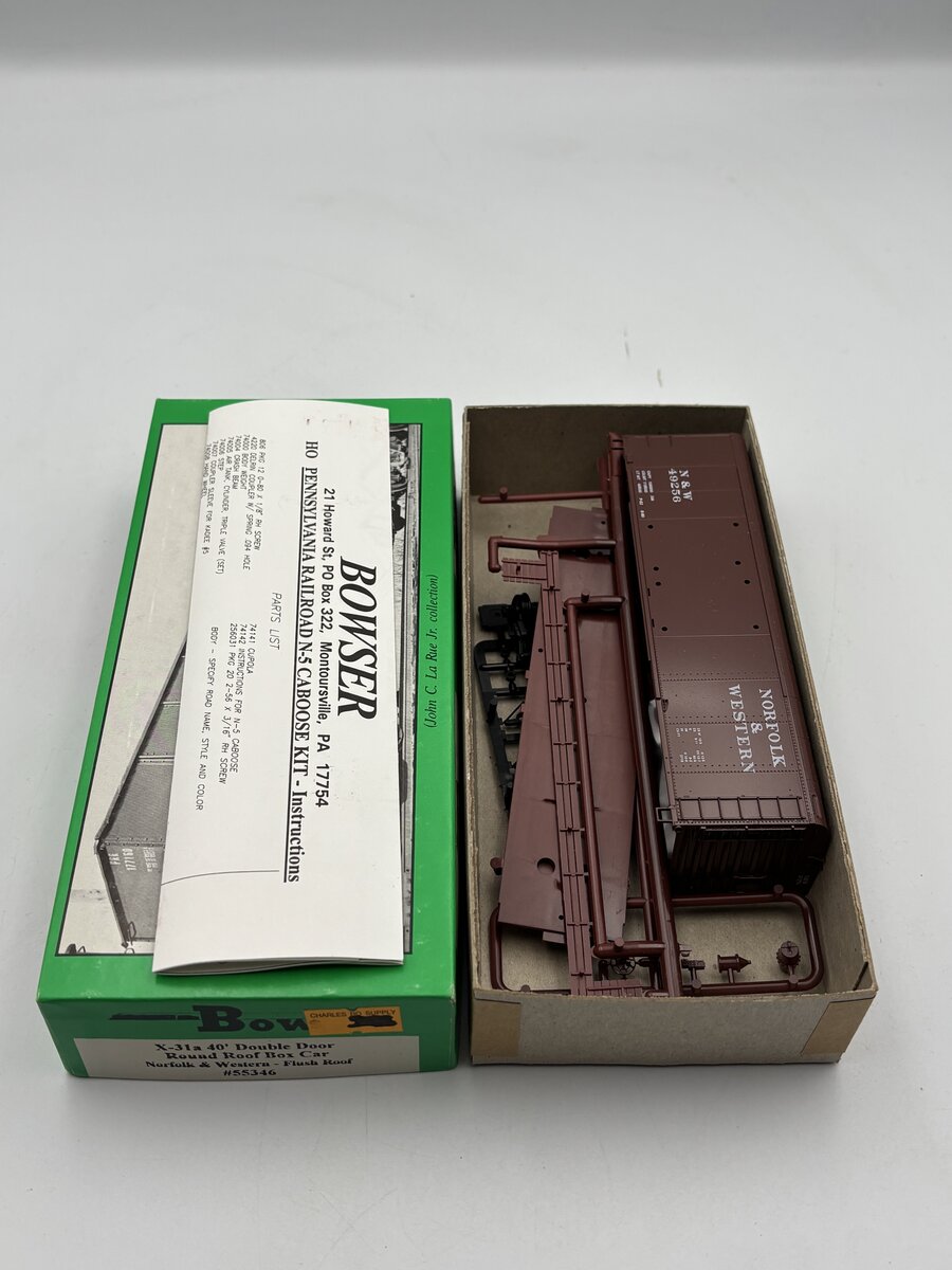 Bowser 55346 X-31a 40' Double Door Round Roof Boxcar Norfolk & Western
