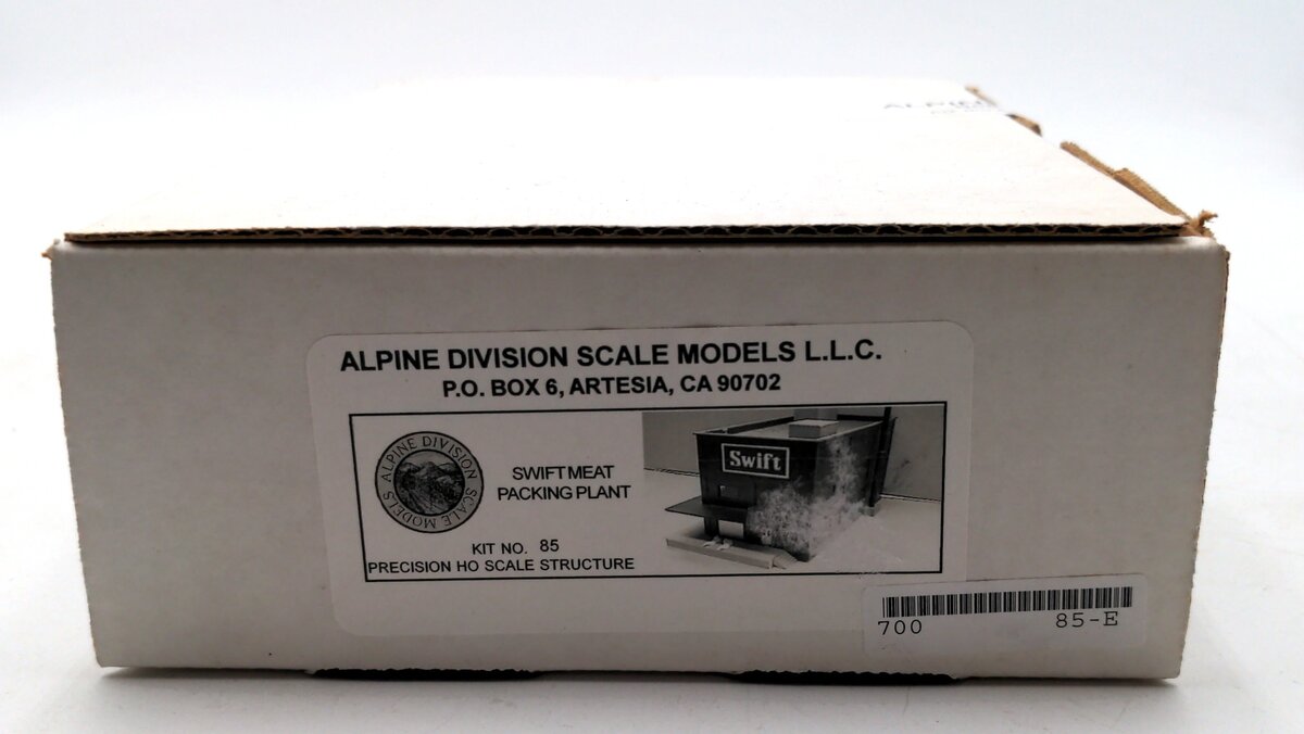 Alpine Division Scale Models HO Scale 85 Swift Meat Packing Plant Building Kit