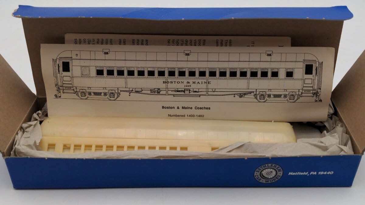 The Bethlehem Car Works 221 HO B&M Class CVi Suburban 63' Steel Combine