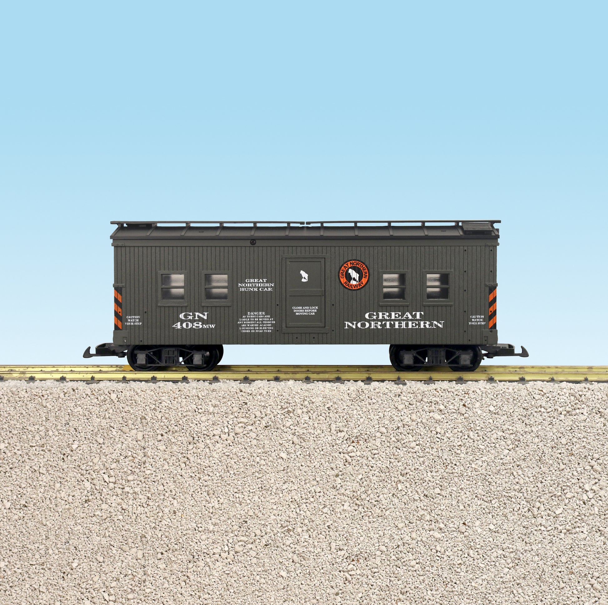 USA Trains R18391 G Dark Green Great Northern Bunk Car #408